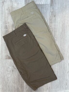 Dickies Temp IQ Cooling Regular Fit Utility Shorts 13" Inseam 38”Waist 
Bundle